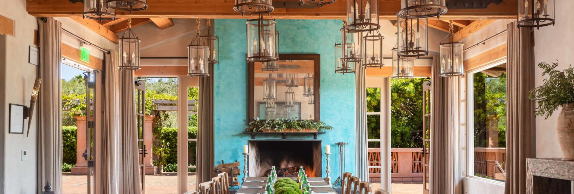 Sunrise Room with long dinner table setup