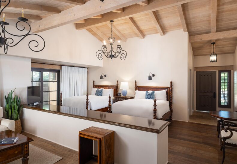 Olive Grove Two Queen ADA beds and entrance