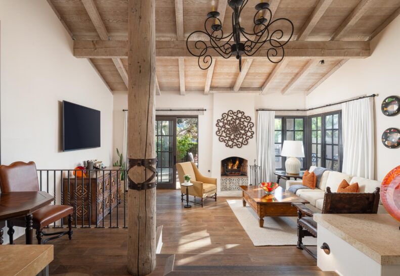 Valencia and Palm Suite Living Area